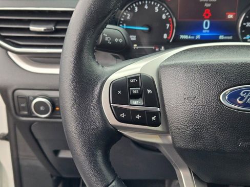 Certified 2023 Ford Explorer XLT w/ Equipment Group 202A image 34