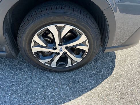 Used 2022 Subaru Outback Limited XT w/ Popular Package #2 image 3