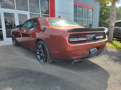 Used 2022 Dodge Challenger R/T Scat Pack RWD image 6