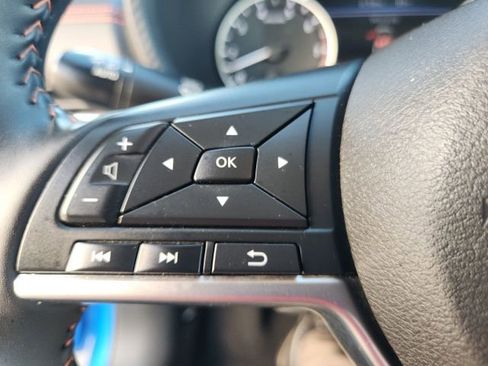Used 2025 Nissan Sentra SR FWD image 22