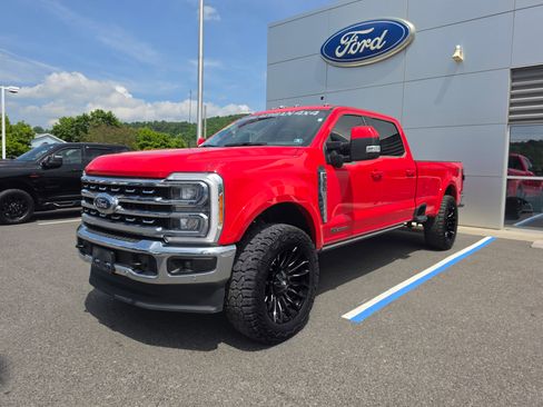 Used 2023 Ford F350 Lariat w/ Lariat Ultimate Package AWD/4WD image 7