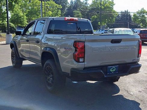Certified 2024 Chevrolet Colorado Trail Boss w/ Advanced Trailering Package AWD/4WD image 9
