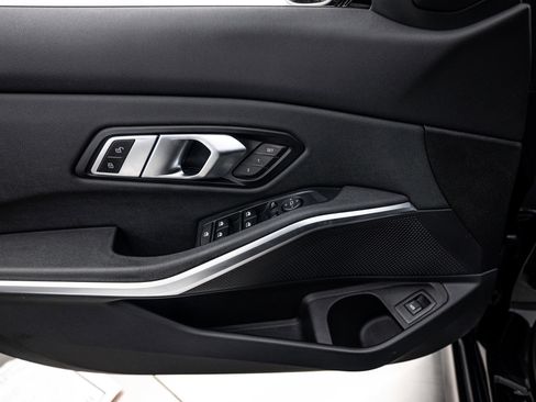 Used 2021 BMW 330i xDrive Sedan image 13