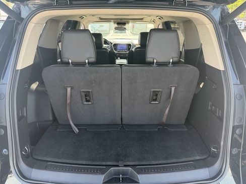 Used 2018 GMC Acadia Denali w/ Technology Package AWD/4WD image 14