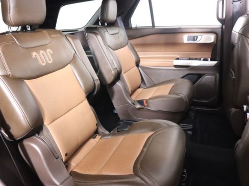 Used 2022 Ford Explorer King Ranch w/ Technology Package AWD/4WD image 49