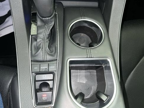 Used 2022 Toyota Avalon Limited w/ Advanced Safety Package image 22