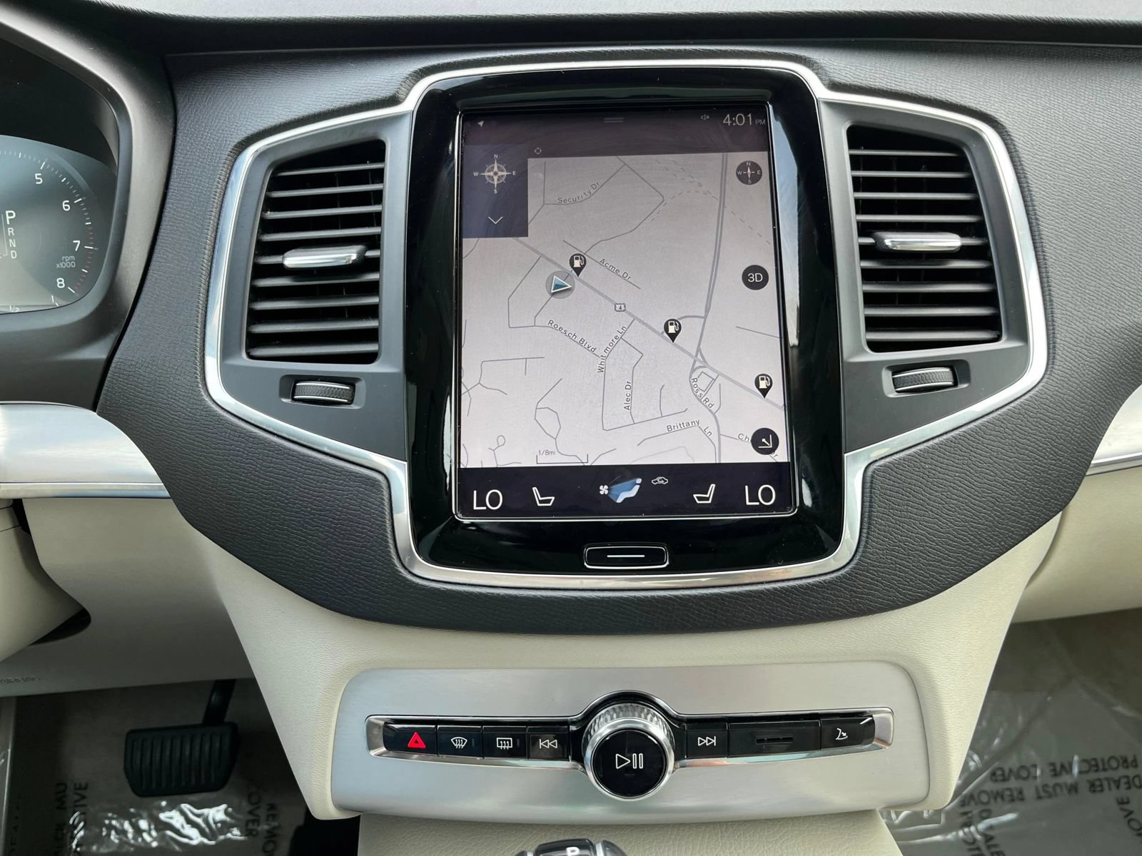 Used 2016 Volvo XC90 T6 Momentum AWD/4WD image 20