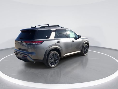New 2026 Nissan Pathfinder SL image 8