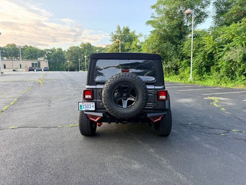 Used 2020 Jeep Wrangler Unlimited Rubicon w/ Dual Top Group AWD/4WD image 7