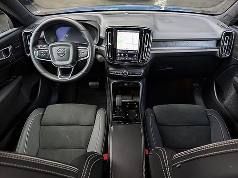 Used 2023 Volvo C40 P8 Recharge Ultimate AWD/4WD image 3