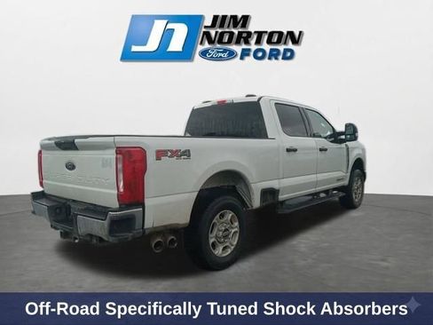 Used 2025 Ford F250 XLT w/ FX4 Off-Road Package AWD/4WD image 11