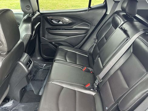 Used 2022 GMC Terrain SLT w/ Tech Package AWD/4WD image 12