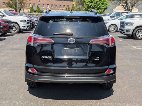 Used 2018 Toyota RAV4 LE w/ All Weather Liner Package AWD/4WD image 4