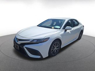 Used 2024 Toyota Camry SE FWD video 2