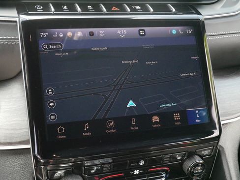 Used 2025 Jeep Grand Cherokee Limited w/ Trailer Tow Package AWD/4WD image 22