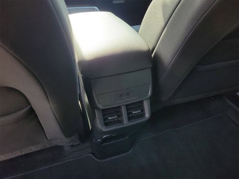 Used 2025 Chevrolet Equinox LT image 10