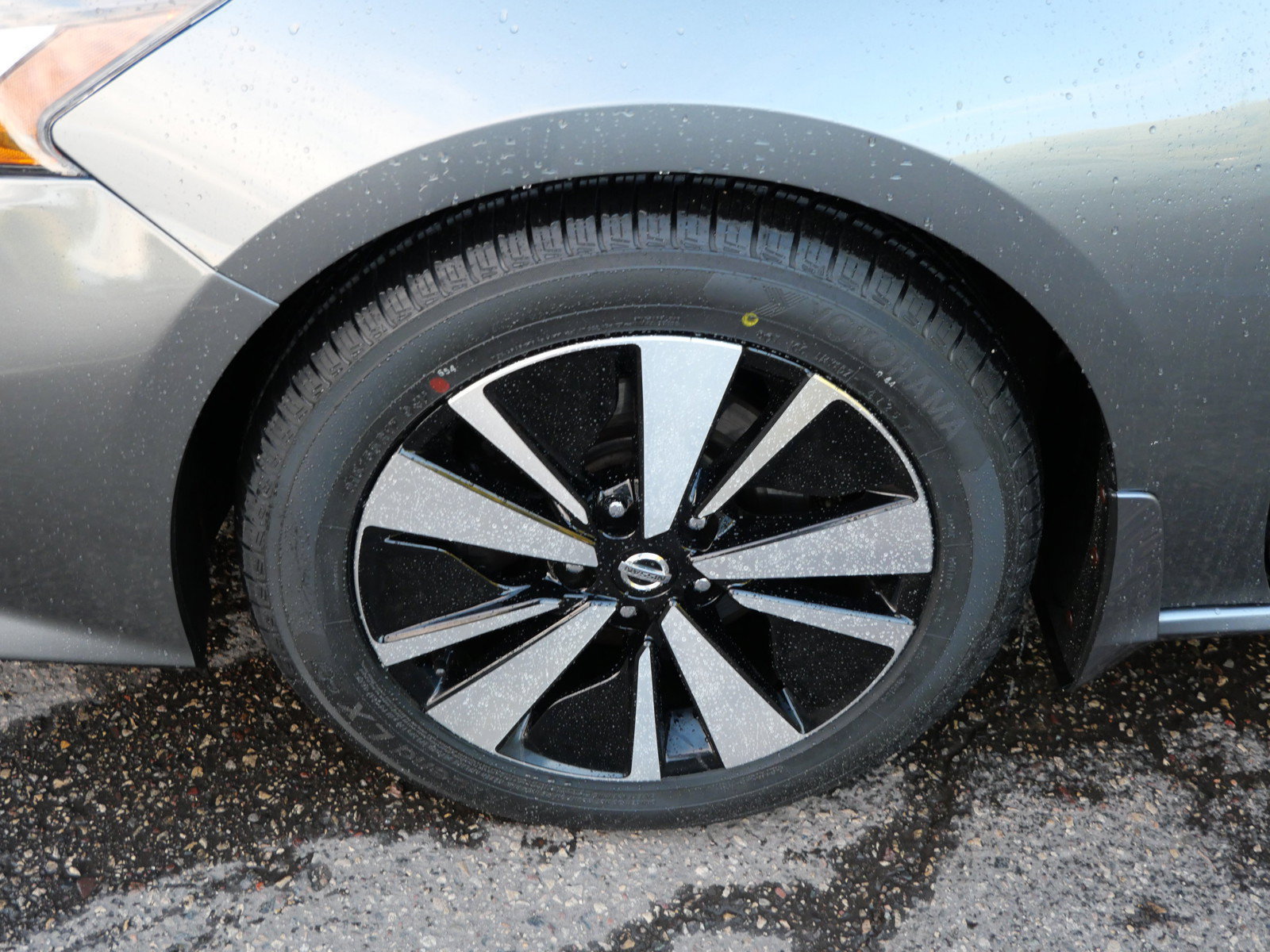 Used 2020 Nissan Altima 2.5 SV FWD image 9