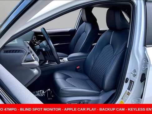 Used 2023 Toyota Camry SE w/ Convenience Package FWD image 20