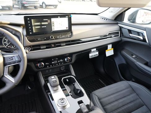 New 2026 Mitsubishi Outlander SE image 20