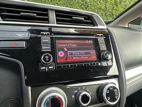 Used 2015 Honda Fit LX image 17
