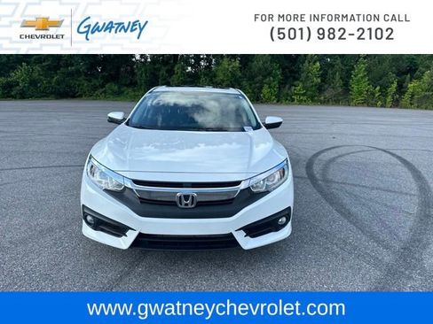 Used 2018 Honda Civic EX-L image 2