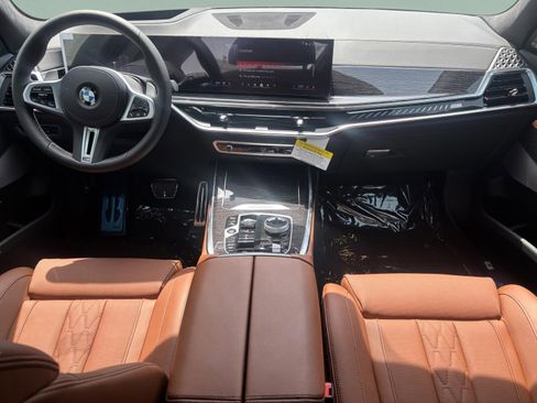 New 2026 BMW X7 M60i AWD/4WD image 7