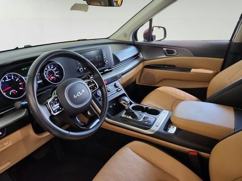 Certified 2023 Kia Carnival LX FWD image 11