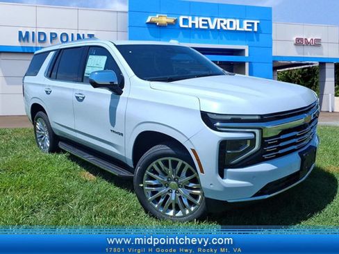 New 2026 Chevrolet Tahoe Premier w/ Sun And Tow Package AWD/4WD image 1