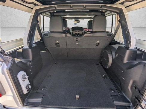 Used 2021 Jeep Wrangler Unlimited Rubicon image 6