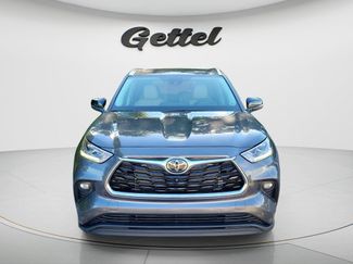 Used 2025 Toyota Highlander Limited FWD video 2