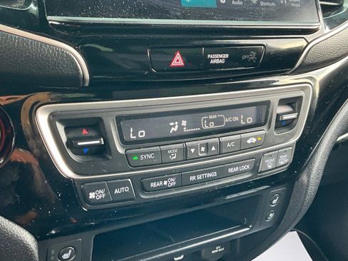 Used 2024 Honda Ridgeline Black Edition image 23