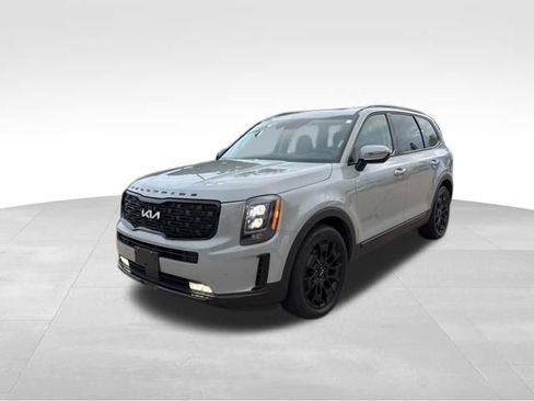 Used 2022 Kia Telluride SX w/ Nightfall Edition Package image 7