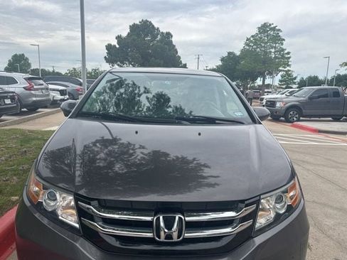 Used 2016 Honda Odyssey SE image 4