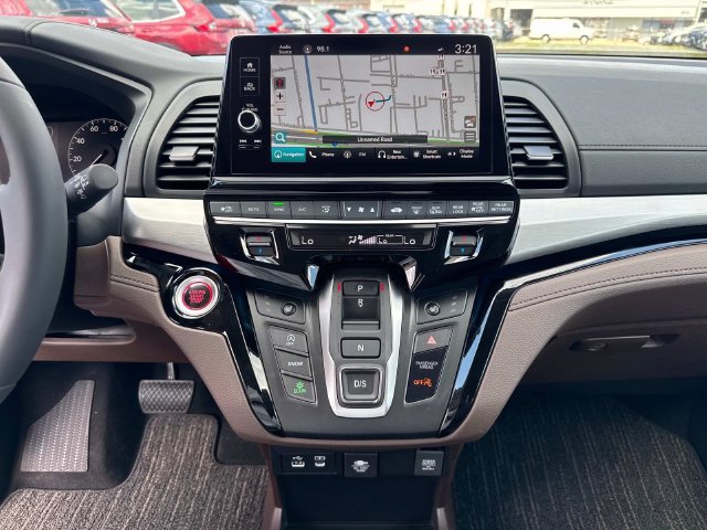 New 2027 Honda Odyssey Touring image 13