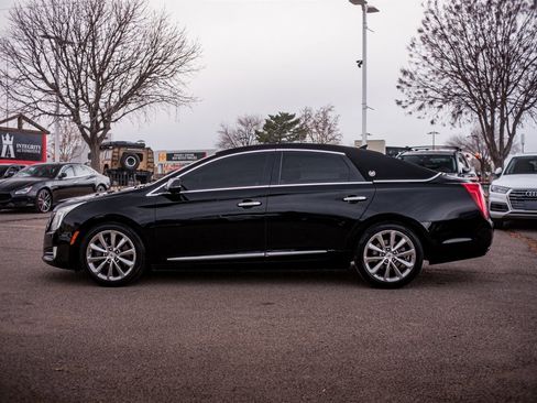Used 2013 Cadillac XTS Premium image 4