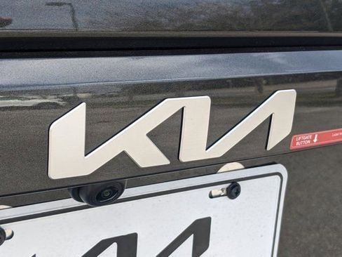 Used 2023 Kia Niro Wave image 14