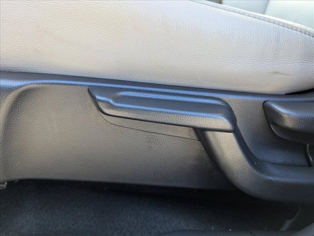 Used 2017 Honda HR-V EX-L image 11