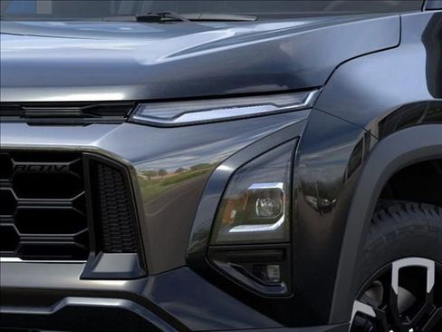 New 2026 Chevrolet Equinox ACTIV w/ Convenience Package III image 10