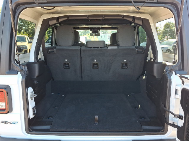Used 2024 Jeep Wrangler Unlimited AWD/4WD image 29