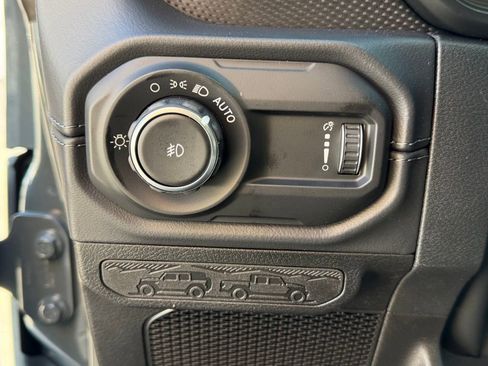 New 2026 Jeep Wrangler Unlimited Rubicon image 24