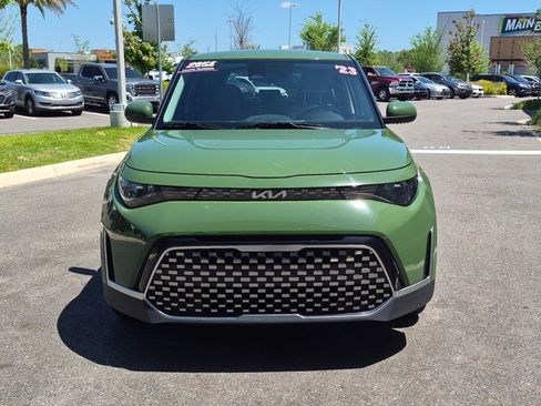 Used 2023 Kia Soul EX image 2
