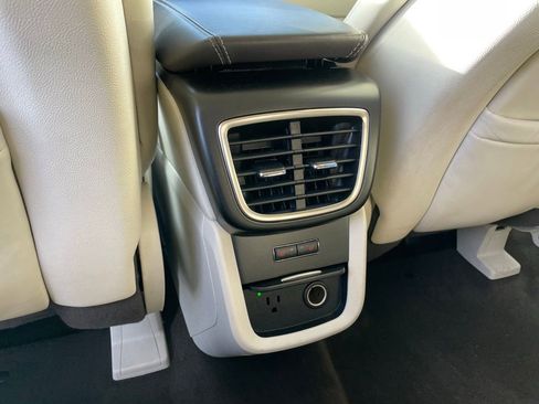 Used 2019 Lincoln Nautilus Black Label image 8