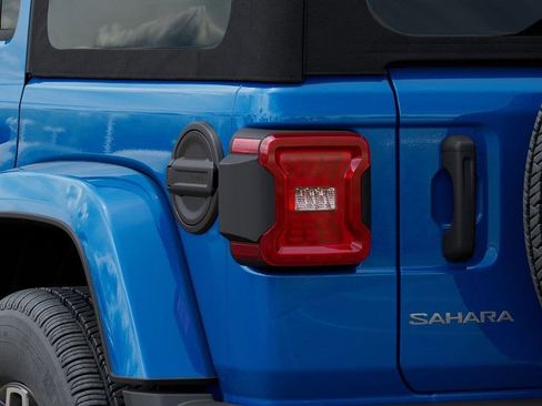 New 2026 Jeep Wrangler Unlimited Sahara AWD/4WD image 9