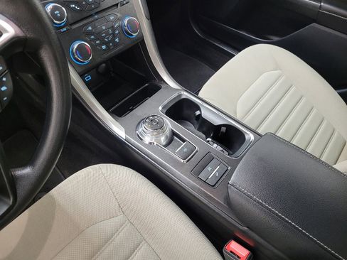 Used 2018 Ford Fusion S image 26