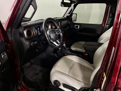 Used 2021 Jeep Gladiator Mojave image 12