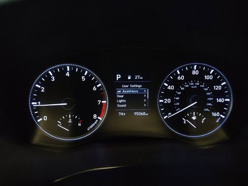 Used 2019 Hyundai Santa Fe SE image 23