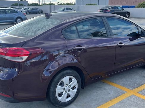 Used 2017 Kia Forte LX FWD image 6