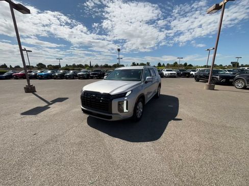 Used 2025 Hyundai Palisade SEL FWD image 6