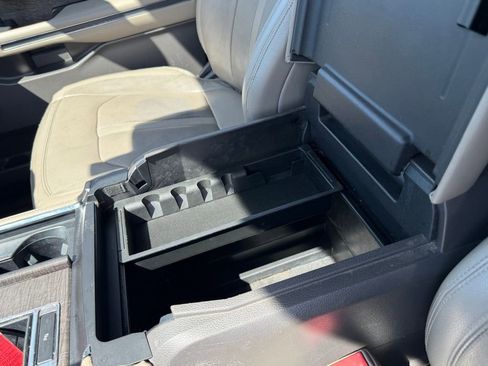 Used 2020 Ford Expedition Max Limited image 27