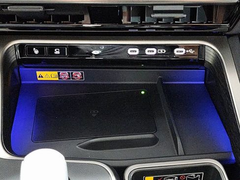 New 2025 Lexus TX 550h AWD Plug-In Hybrid image 22